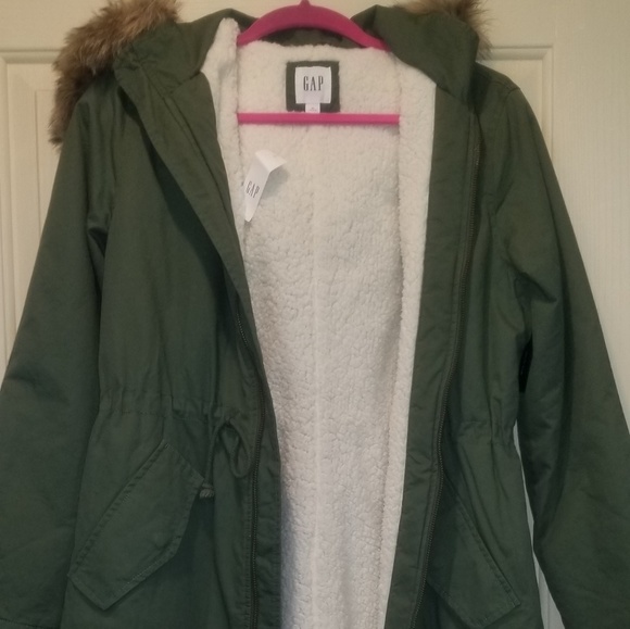 Gap Coat - Picture 3 of 5